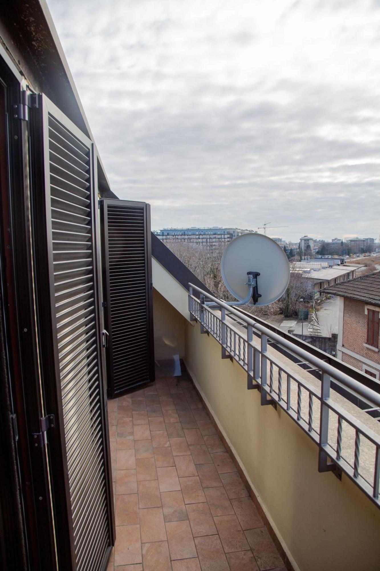 The Loft Above - Comfort E Stile A 5m Dalla Metro M2 Lambrate Apartment *
